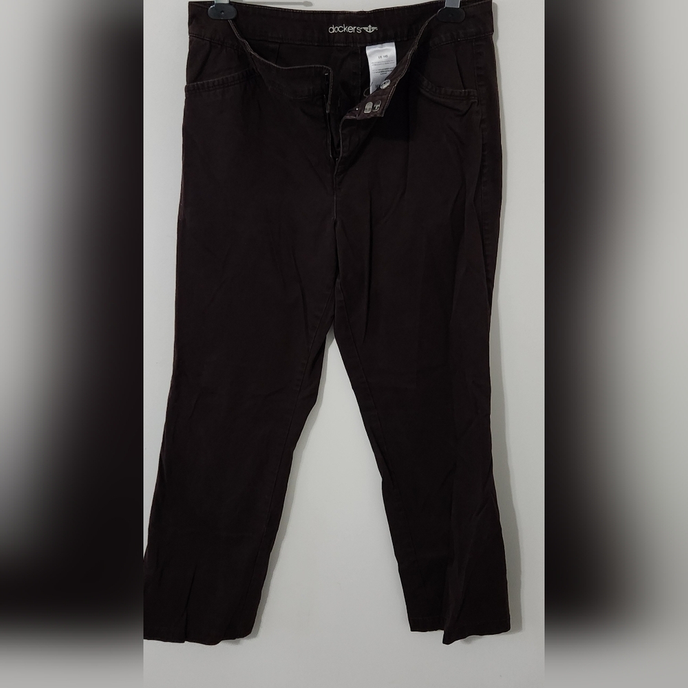 Womens brown dockers